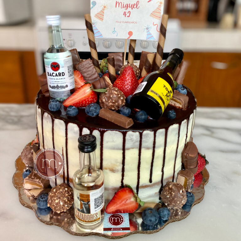 pasteles personalizados con chocolates