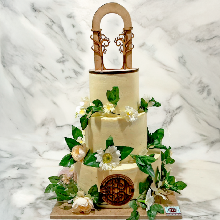 pastel de boda con arco 3