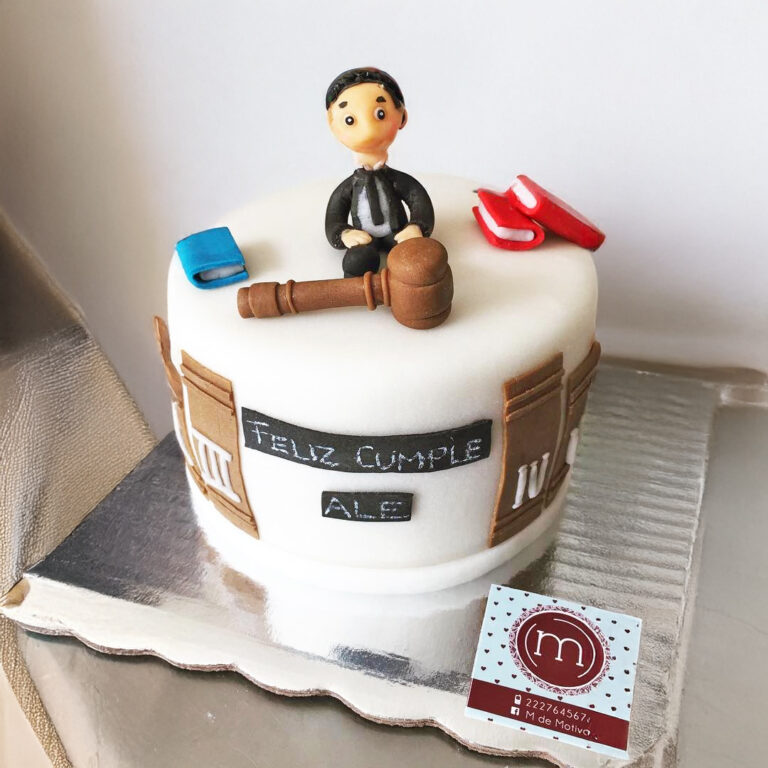 pastel de fondant para abogado