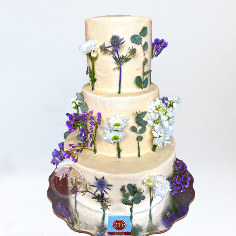 pastel de xv años con flores